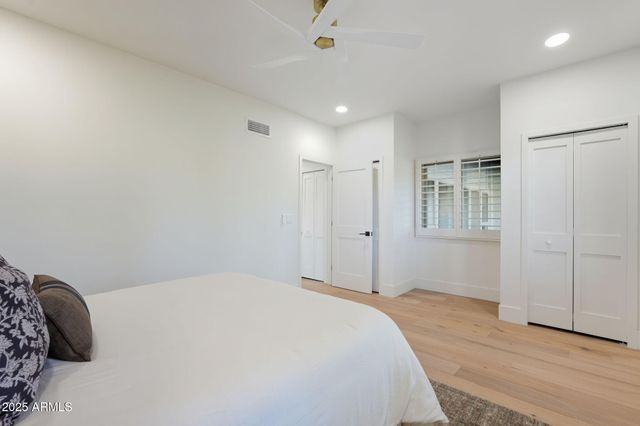 2173 E LA VIEVE Lane, Tempe, AZ 85284