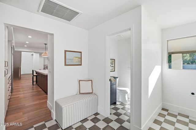 2173 E LA VIEVE Lane, Tempe, AZ 85284