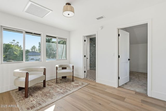 2173 E LA VIEVE Lane, Tempe, AZ 85284