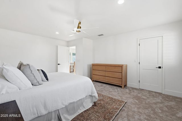 2173 E LA VIEVE Lane, Tempe, AZ 85284