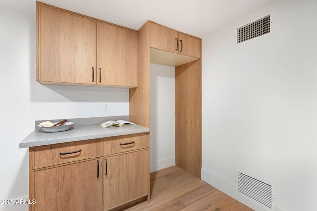 2173 E LA VIEVE Lane, Tempe, AZ 85284