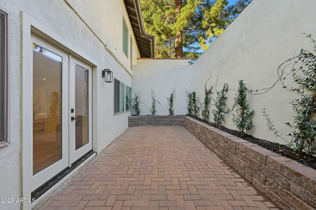 2173 E LA VIEVE Lane, Tempe, AZ 85284