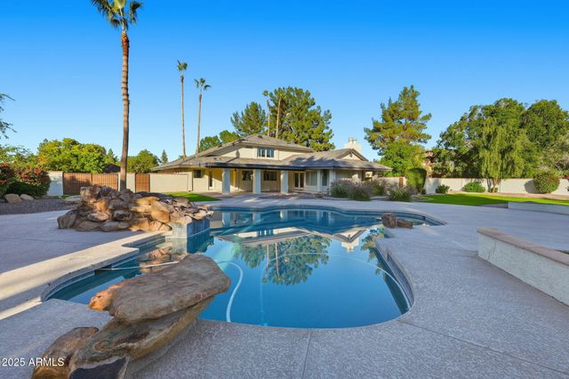 2173 E LA VIEVE Lane, Tempe, AZ 85284