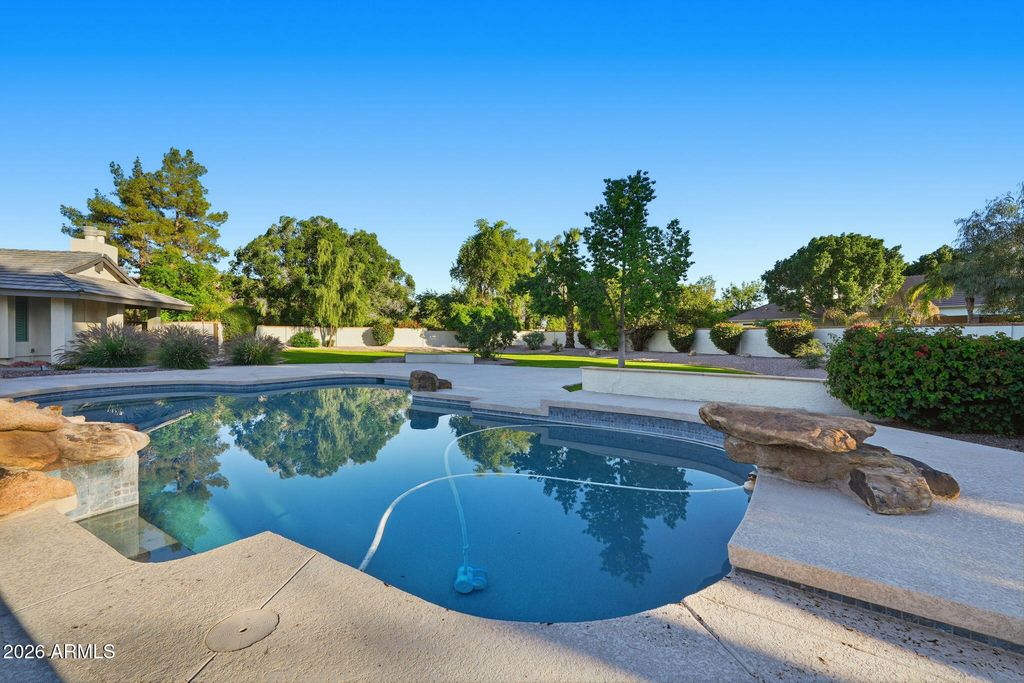 2173 E LA VIEVE Lane, Tempe, AZ 85284 — photo 4