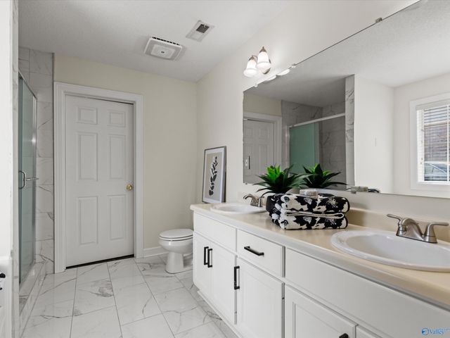 109 Cedar Glen Drive, Huntsville, AL 35811