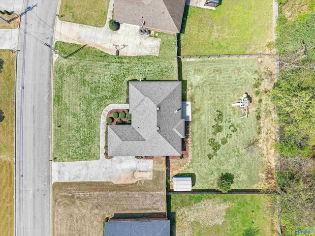 109 Cedar Glen Drive, Huntsville, AL 35811