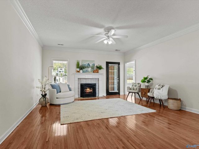 109 Cedar Glen Drive, Huntsville, AL 35811