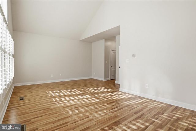 42983 PASCALE TER, Ashburn, VA 20148