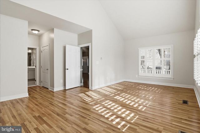 42983 PASCALE TER, Ashburn, VA 20148