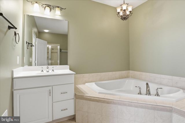 42983 PASCALE TER, Ashburn, VA 20148