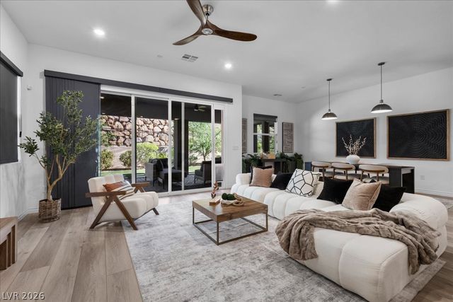 20 Charlotte Ridge Place, Henderson, NV 89011