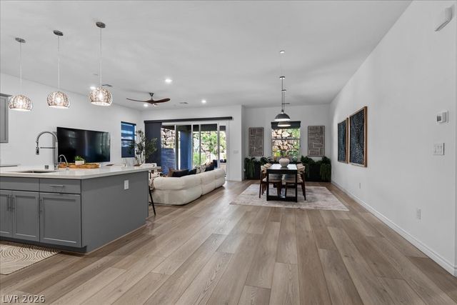 20 Charlotte Ridge Place, Henderson, NV 89011