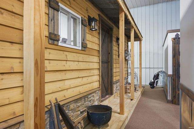 6201 S Cowan Road, Muncie, IN 47302