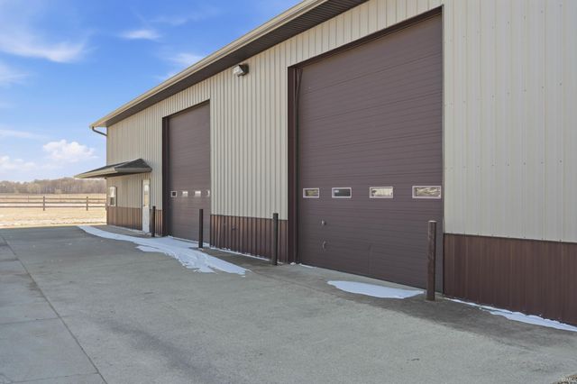 6201 S Cowan Road, Muncie, IN 47302