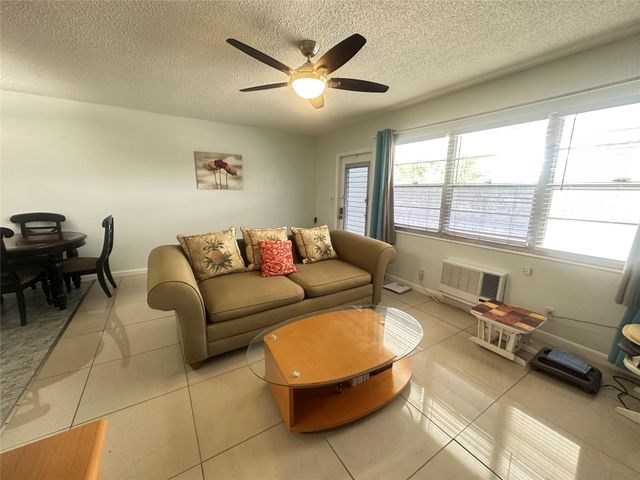84 Farnham D 84, Deerfield Beach, FL 33442