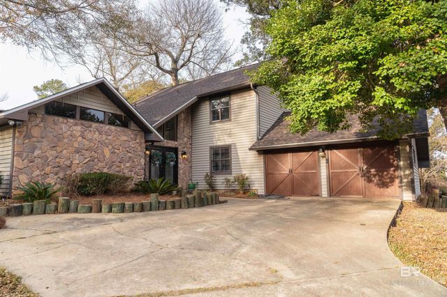 14333 Oak Knoll Drive, Bay Minette, AL 36507