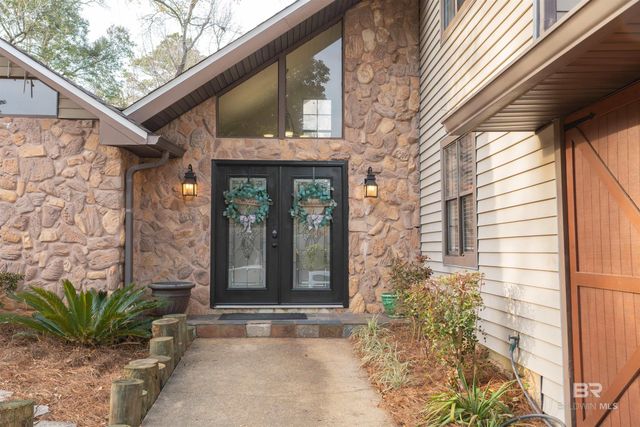 14333 Oak Knoll Drive, Bay Minette, AL 36507