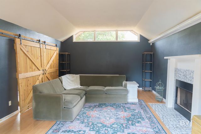 14333 Oak Knoll Drive, Bay Minette, AL 36507