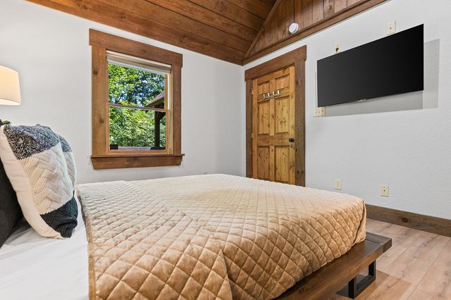 930 Power Dam Road, Blue Ridge, GA 30513