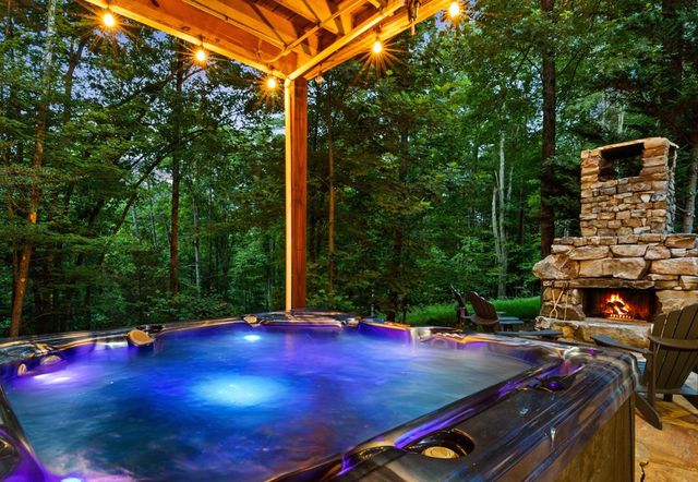 930 Power Dam Road, Blue Ridge, GA 30513