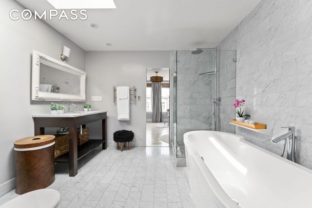 6 Virginia Place, New York City, NY 11213