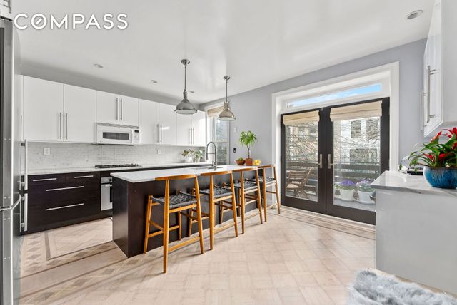 6 Virginia Place, New York City, NY 11213