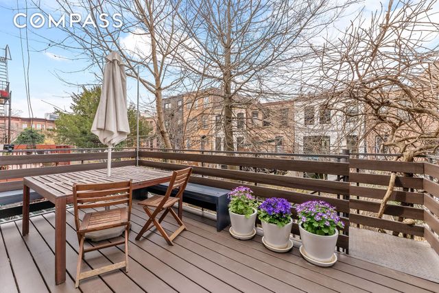6 Virginia Place, New York City, NY 11213
