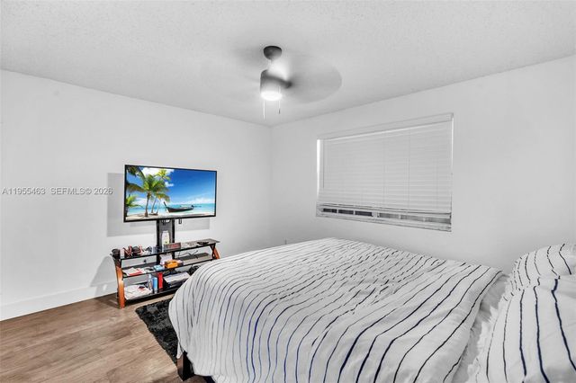 8606 SW 3rd Street 103, Pembroke Pines, FL 33025