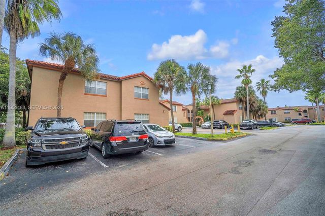 8606 SW 3rd Street 103, Pembroke Pines, FL 33025