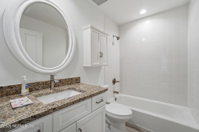 100 BERMUDA BAY Circle 105, Ponte Vedra Beach, FL 32082