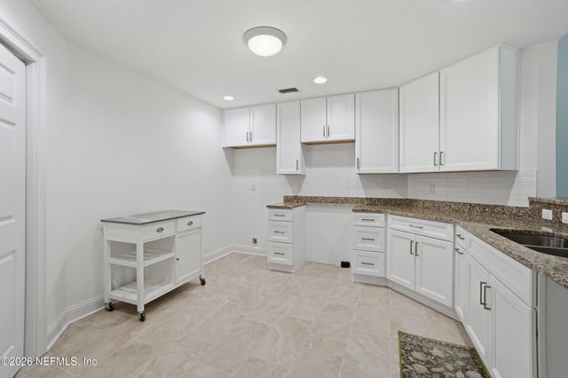 100 BERMUDA BAY Circle 105, Ponte Vedra Beach, FL 32082