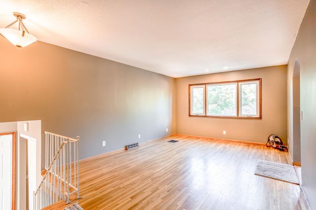 2008 Yellowstone Trail, Brooklyn Park, MN 55444