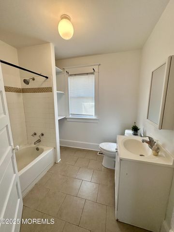 139 Otis Avenue, Tuckerton, NJ 08087