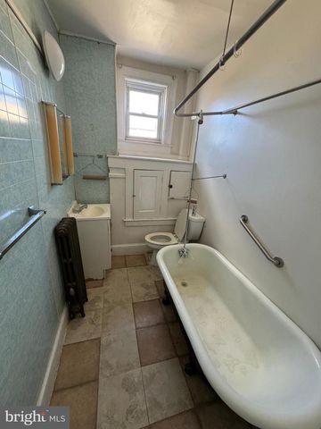 2826 WINCHESTER ST, Baltimore, MD 21216