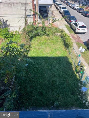 2826 WINCHESTER ST, Baltimore, MD 21216