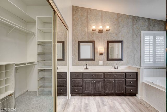 7901 Waterfalls Avenue, Las Vegas, NV 89128