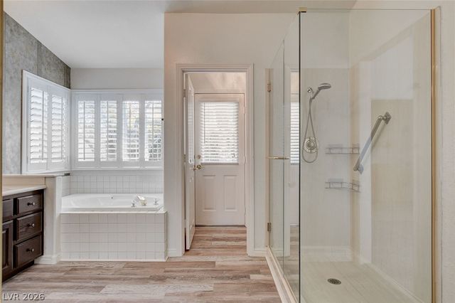 7901 Waterfalls Avenue, Las Vegas, NV 89128