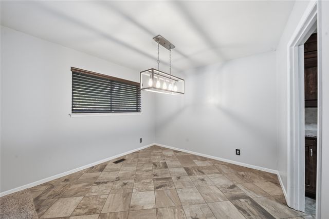 5811 E 61st Place, Tulsa, OK 74136