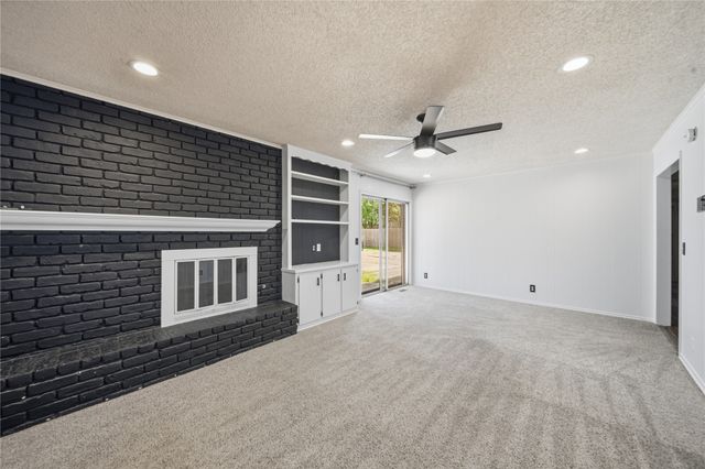5811 E 61st Place, Tulsa, OK 74136