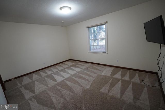 212 SENECA CIR, State College, PA 16801