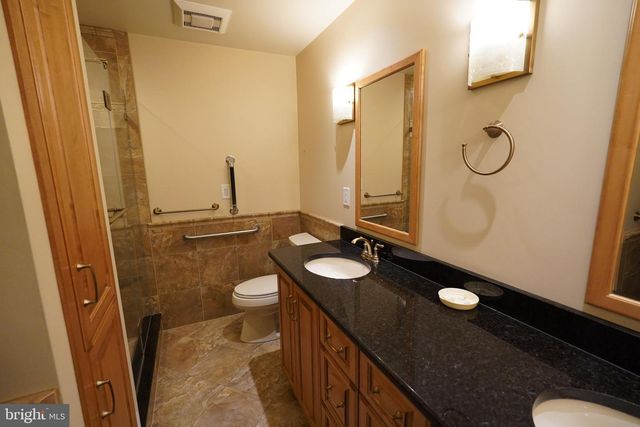 212 SENECA CIR, State College, PA 16801