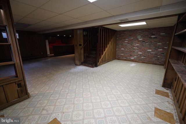 212 SENECA CIR, State College, PA 16801