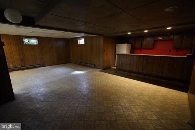 212 SENECA CIR, State College, PA 16801