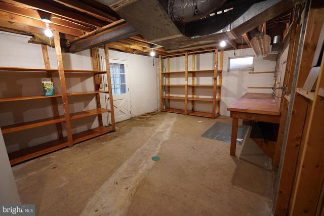 212 SENECA CIR, State College, PA 16801