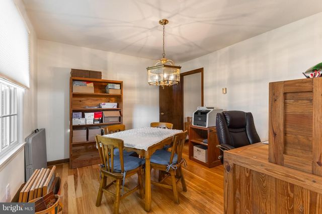 212 SENECA CIR, State College, PA 16801