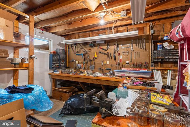 212 SENECA CIR, State College, PA 16801