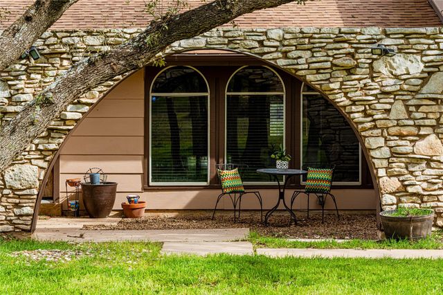 9301 Elm Grove CIR, Austin, TX 78736