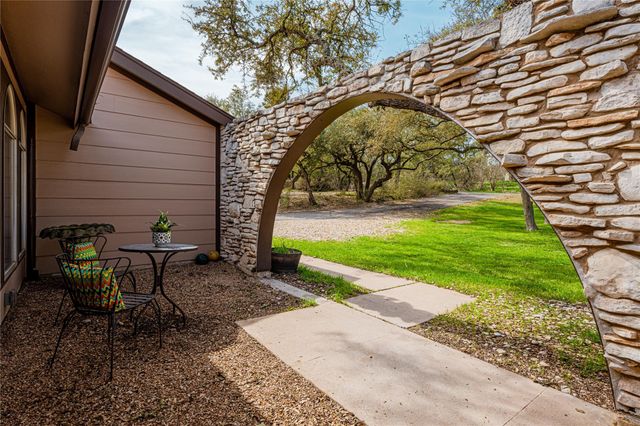 9301 Elm Grove CIR, Austin, TX 78736