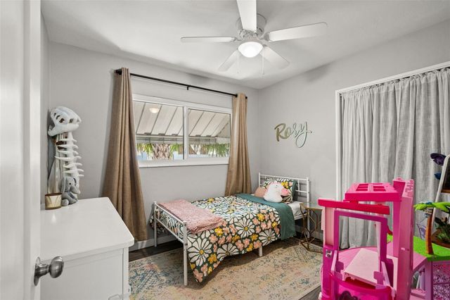 315 W LAMBRIGHT STREET, Tampa, FL 33604