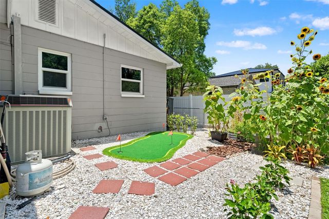 315 W LAMBRIGHT STREET, Tampa, FL 33604